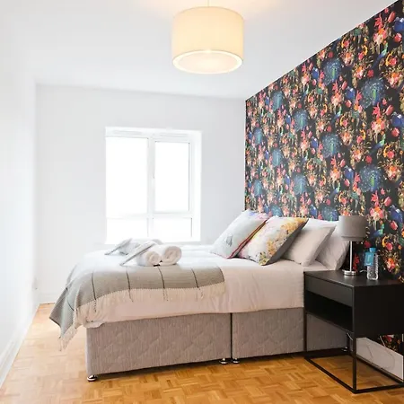 Apartment Sweet - Fitzwilliam Quay *